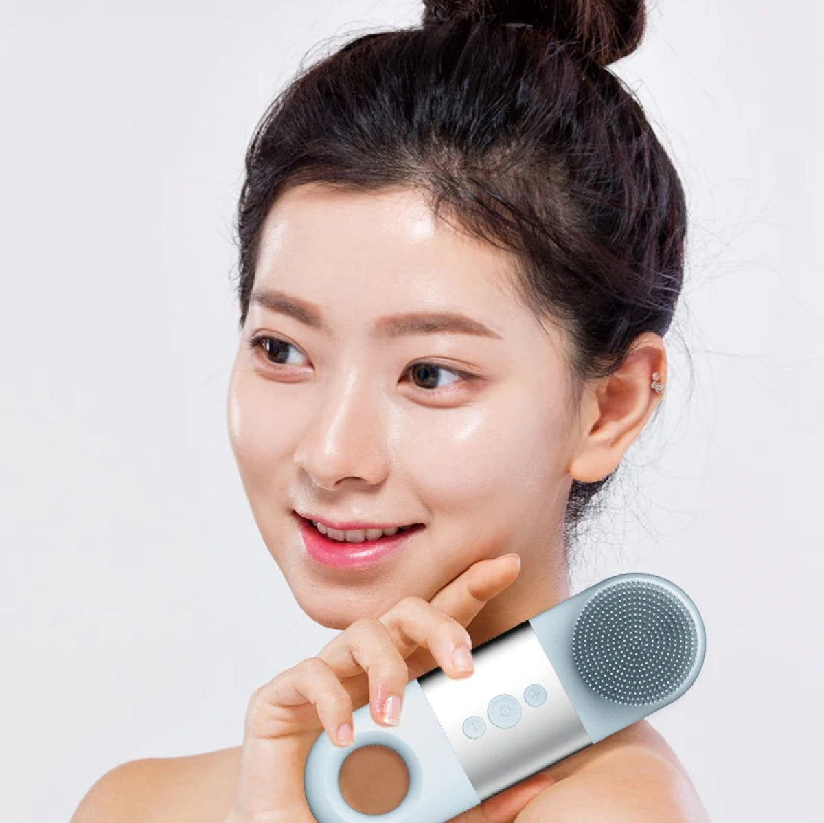 Waterproof Electric Silicone Facial Brush – Deep Cleansing And Exfoliation