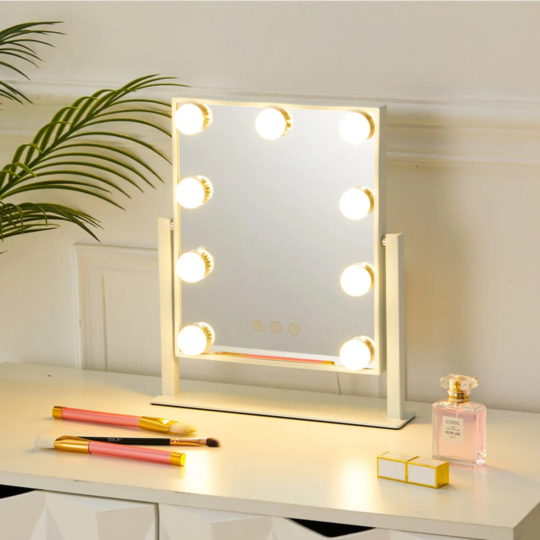 Hollywood Make-Up Mirror with Dimmable LED Bulbs