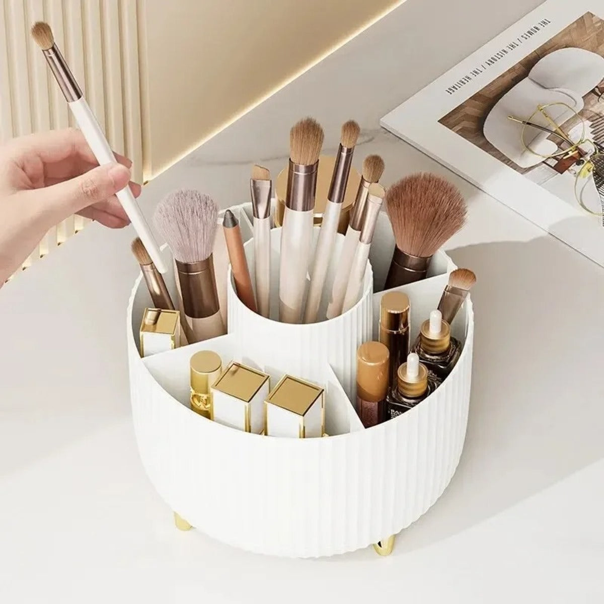 Rotating Makeup Brush Organizer – 360° Spinning Cosmetic Holder Box