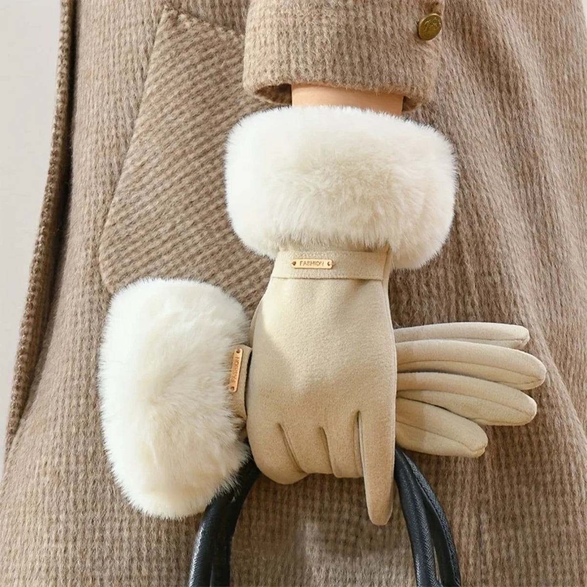 Women’s 3-Piece Winter Set – Hat Scarf and Gloves for Cold Weather