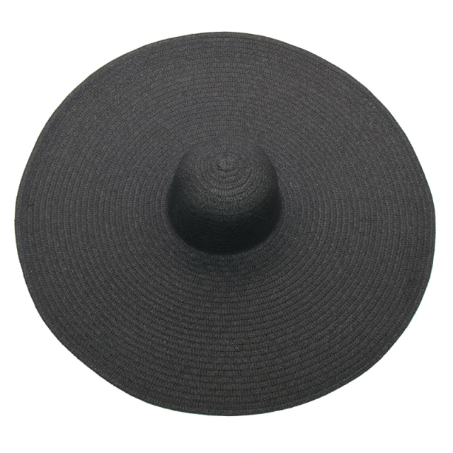 Women's oversized beach straw hat