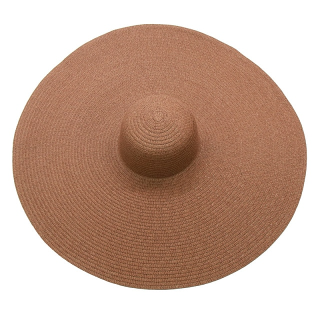 Women's oversized beach straw hat